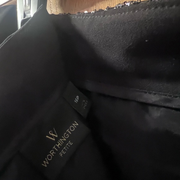 Black Squin Worthington Skirt - Picture 3 of 3